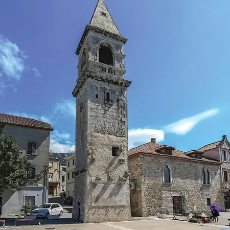 Three-bedroom In Kastel Sucurac * Kaštela